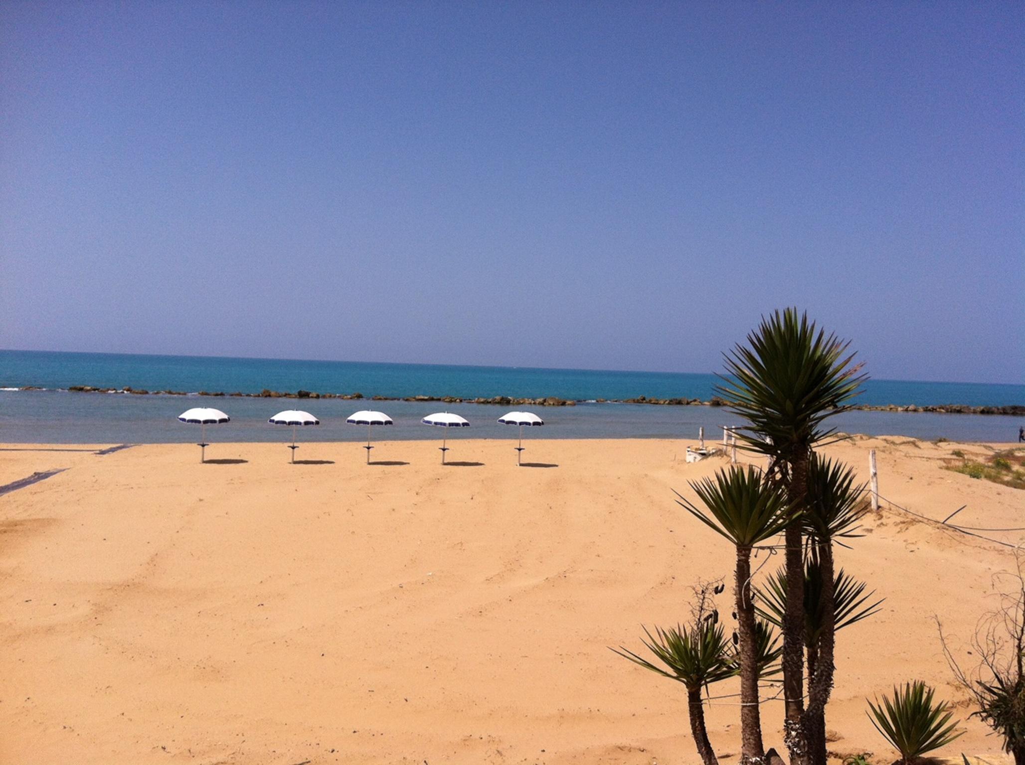 Hotel Costazzurra Museum & Spa San Leone Luaran gambar