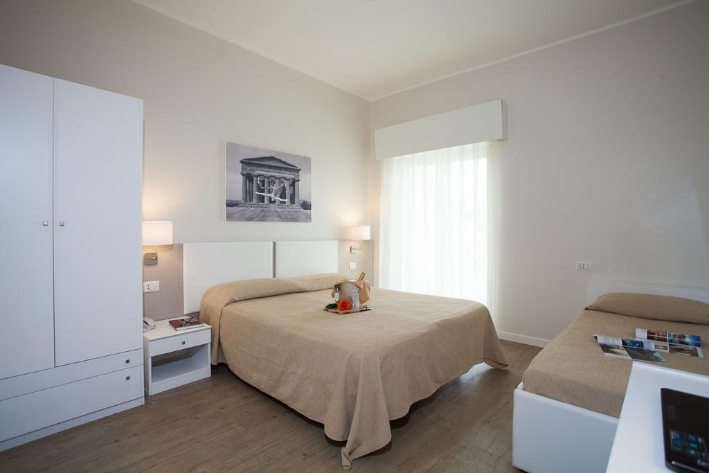Hotel Costazzurra Museum & Spa San Leone Luaran gambar