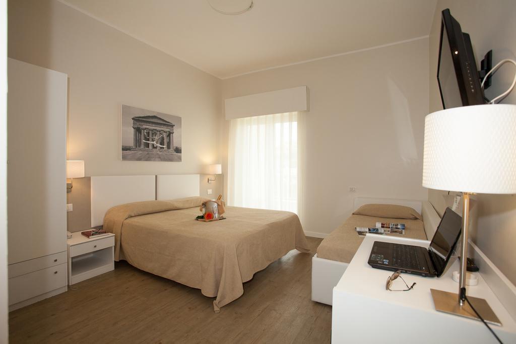 Hotel Costazzurra Museum & Spa San Leone Luaran gambar